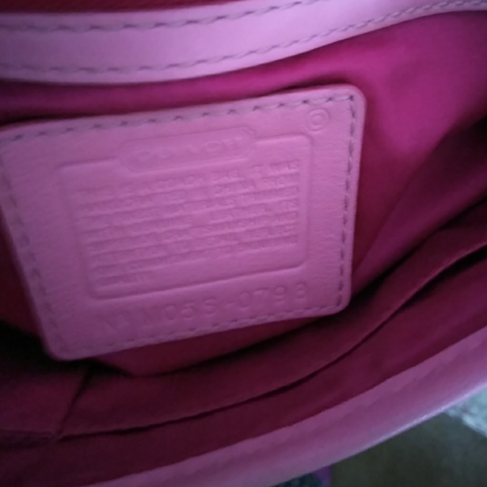 Authentic Coach purse - Picture 4 of 4